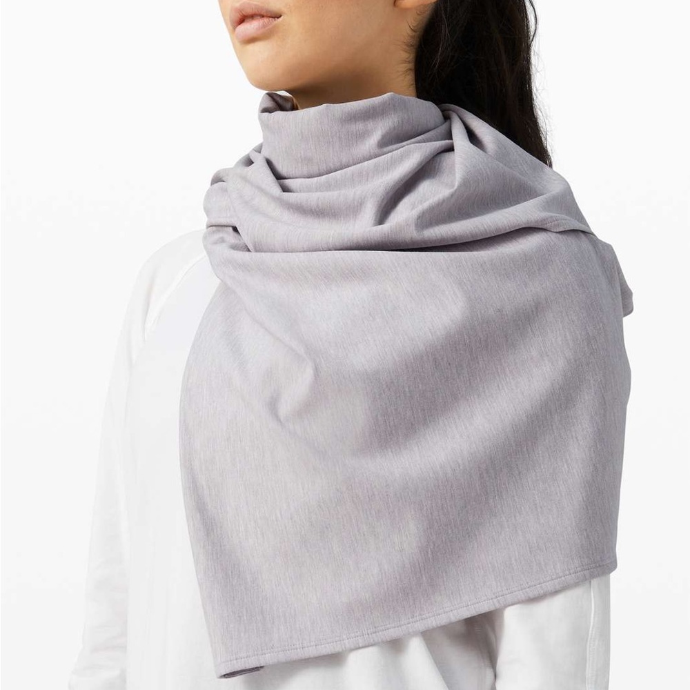 Lululemon Vinyassa Scarf
